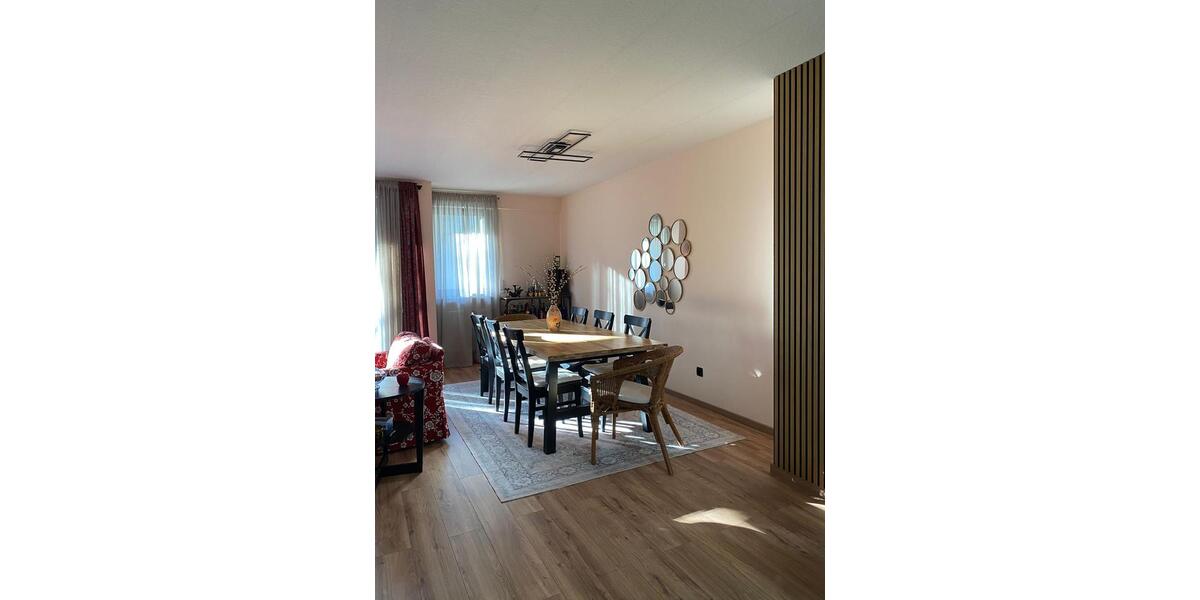 Erdgeschoßwohnung Kaiserslautern Bahnheim - 3 Zimmer, 100 m&sup2;, 1.300&euro; | Angebot:26023344