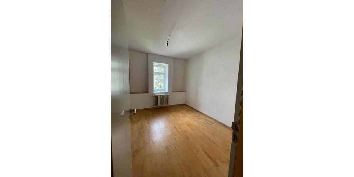 Etagenwohnung Kaiserslautern Betzenberg - 3 Zimmer, 73 m&sup2;, 1.000&euro; | Angebot:25987801