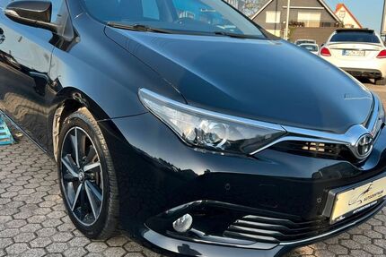 Toyota Auris 95.000 km 12.490 &euro; Bruchmühlbach-Miesau 66892