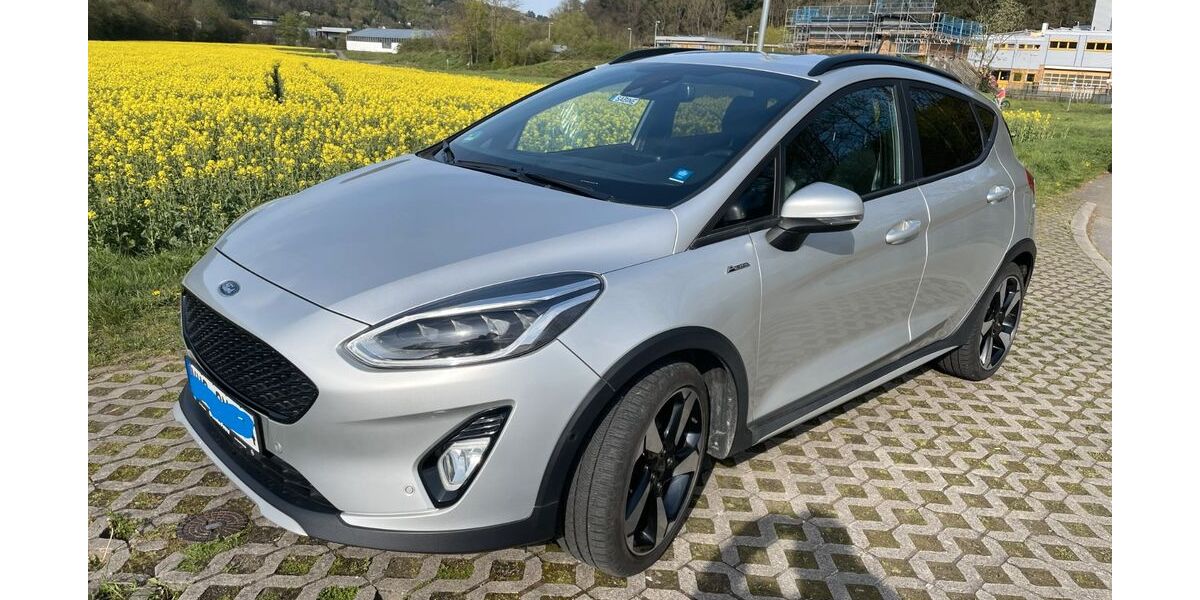Ford Fiesta 98.000 km 10.650 &euro; Grumbach 67745