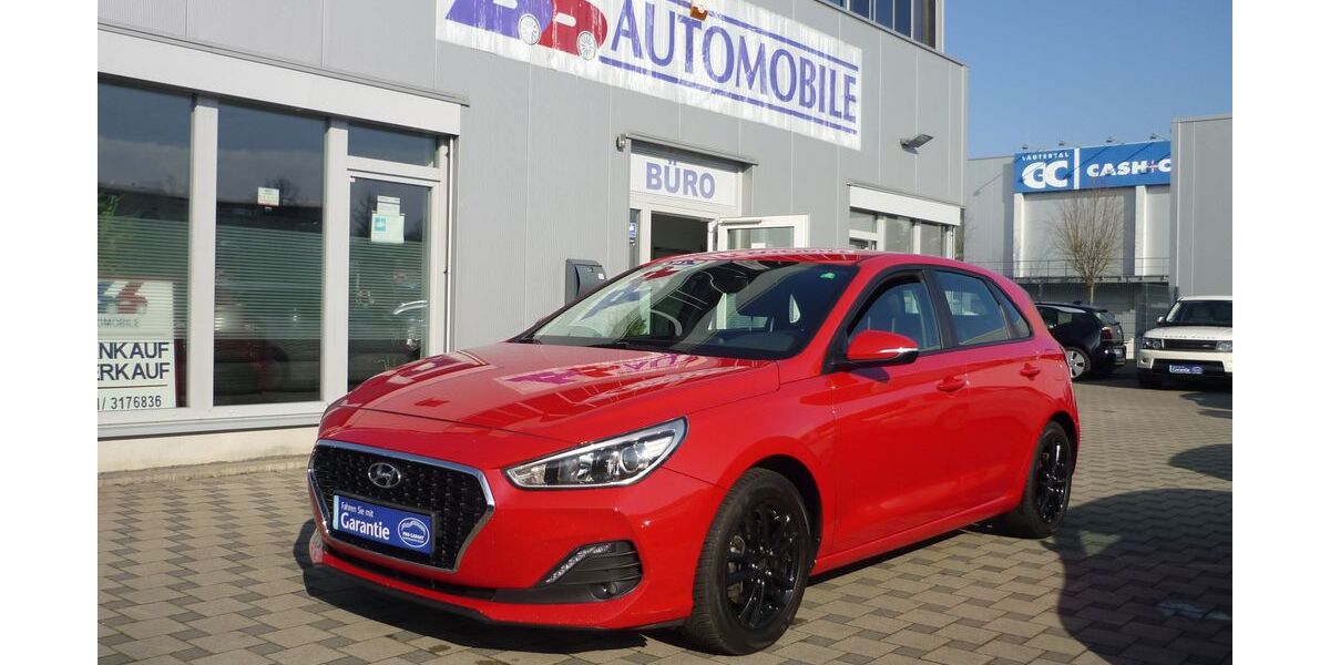 Hyundai i30 81.505 km 12.900 &euro; Kaiserslautern 67657