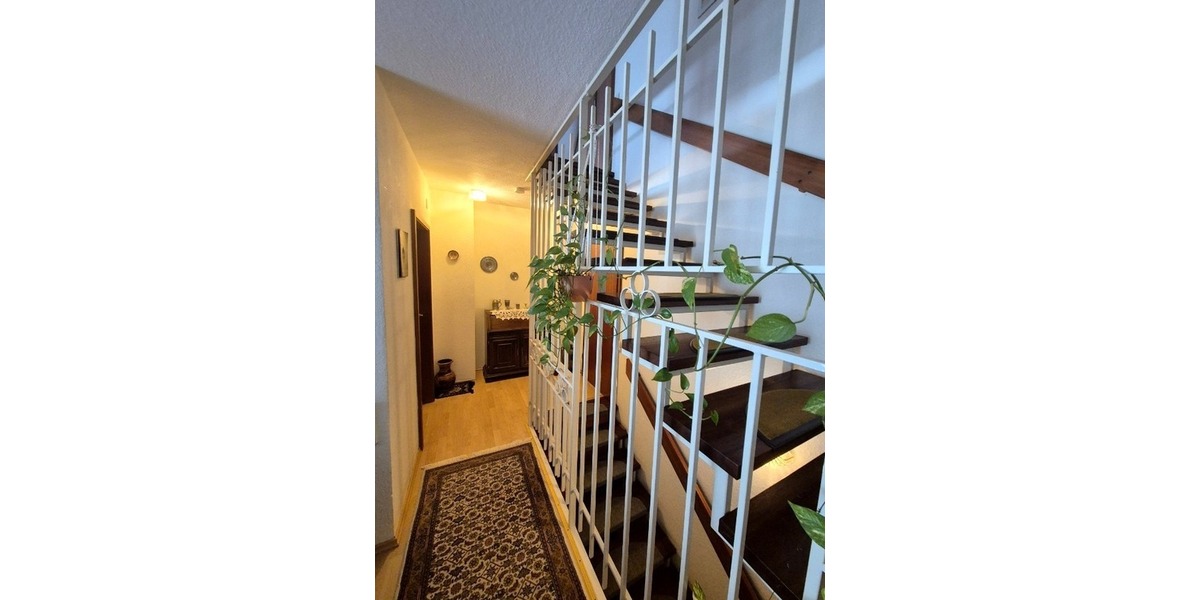 Sweet Home – Charmantes Reihenendhaus mit Garage & Stellplatz in beliebter Wohnlage von Morlautern 5.5 zimmer