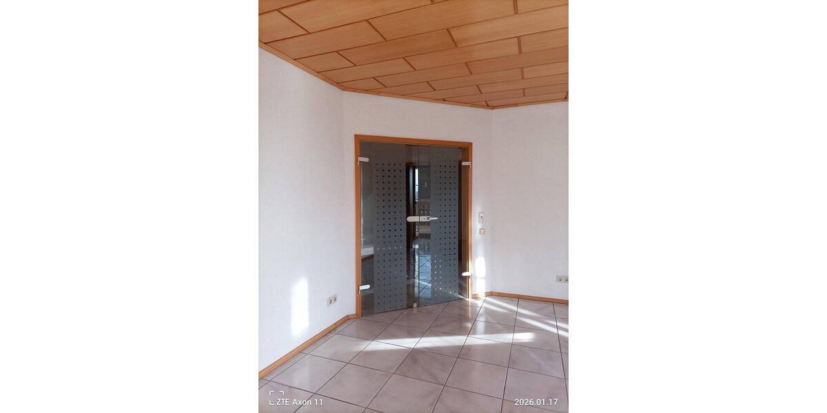 Etagenwohnung Ramstein-Miesenbach Miesenbach - 3 Zimmer, 118 m&sup2;, 270.000&euro; | Angebot:26595215