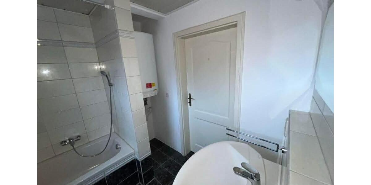 Enkenbach-Alsenborn 3 Zimmer EBK 2 Bäder Balkon 3 zimmer