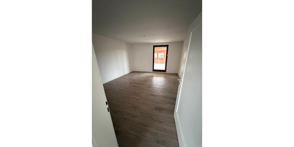 Einfamilienhaus Rockenhausen - 11 Zimmer, 225 m&sup2;, 260.000&euro; | Angebot:26128721