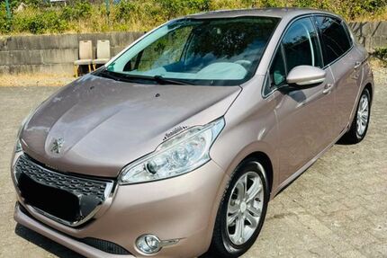 Peugeot 208 85.539 km 6.199 &euro; Landstuhl 66849