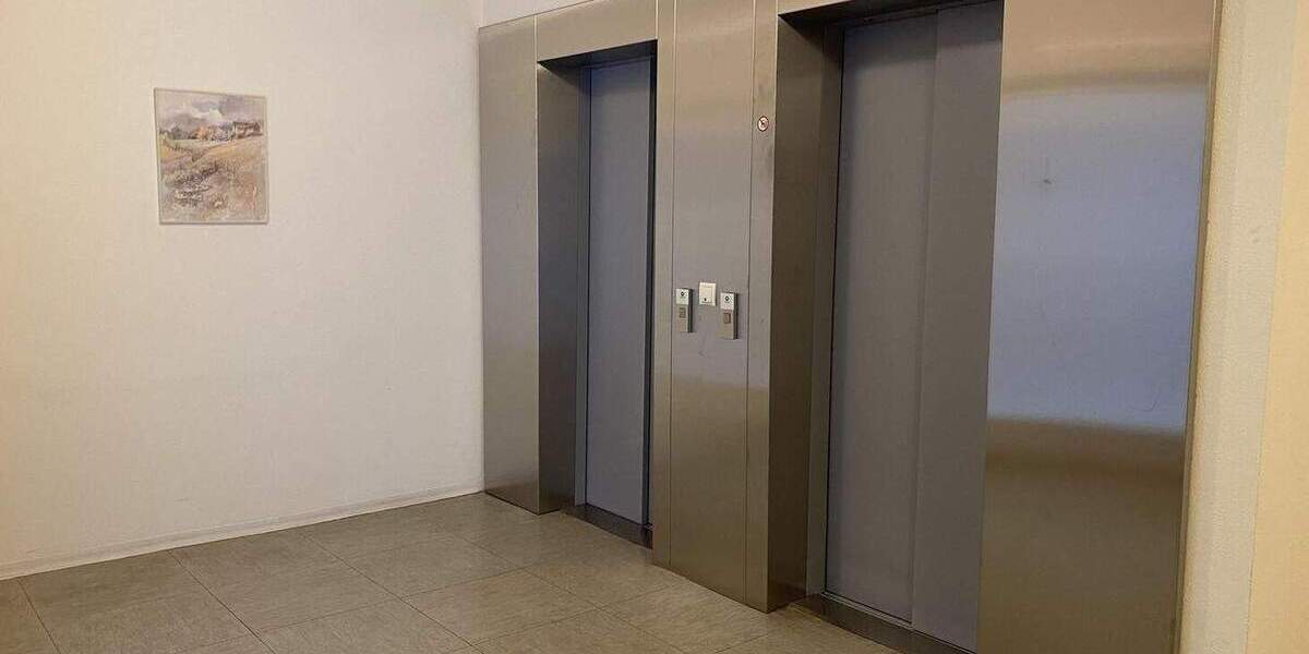 Etagenwohnung Kaiserslautern Innenstadt - 2 Zimmer, 61 m&sup2;, 127.000&euro; | Angebot:25707681