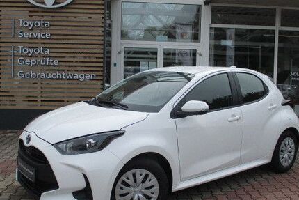 Toyota Yaris 10.000 km 23.489 &euro; Kaiserslautern 67661