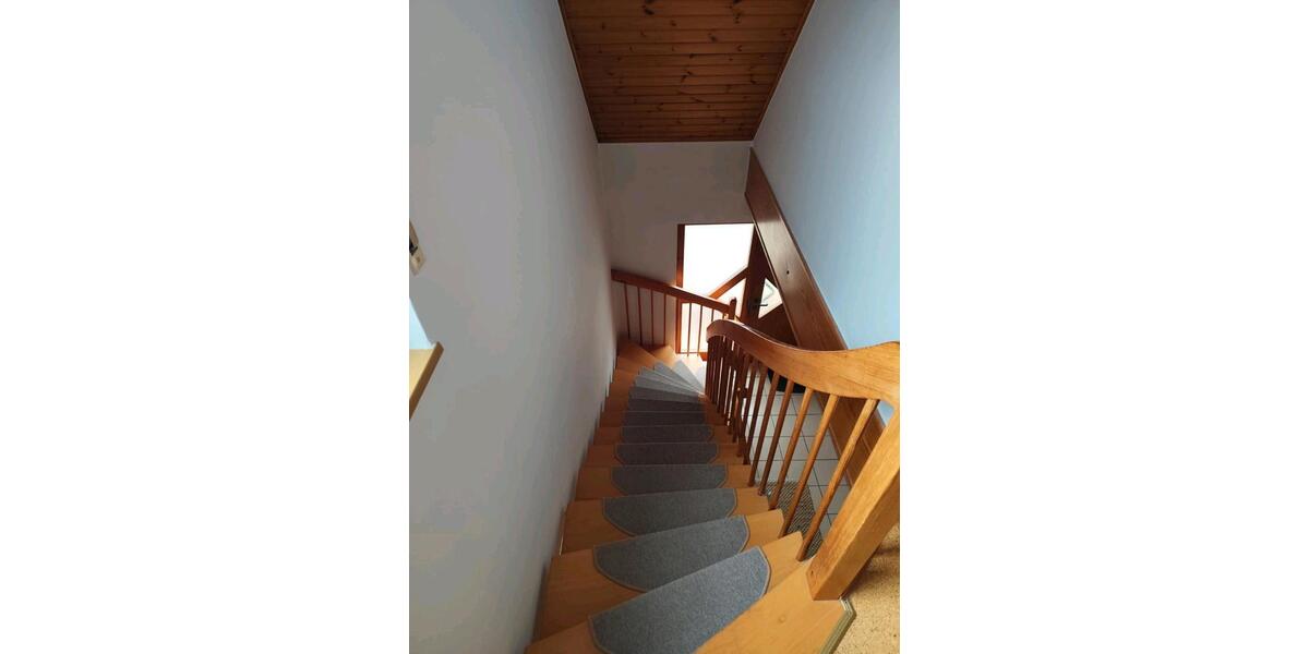 Einfamilienhaus Lambrecht (Pfalz) - 4 Zimmer, 120 m&sup2;, 1.200&euro; | Angebot:24702820