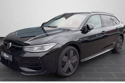 VW Passat 12.900 km 53.350 € Neustadt a.d. Weinstraße 67433