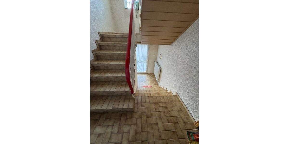 Mehrfamilienhaus, Wohnhaus Ramstein-Miesenbach Ramstein - 8 Zimmer, 185 m&sup2;, 398.000&euro; | Angebot:24435314