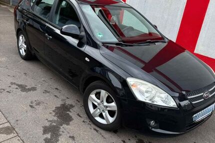 Kia ceed / Ceed 184.500 km 3.700 &euro; Winnweiler 67722