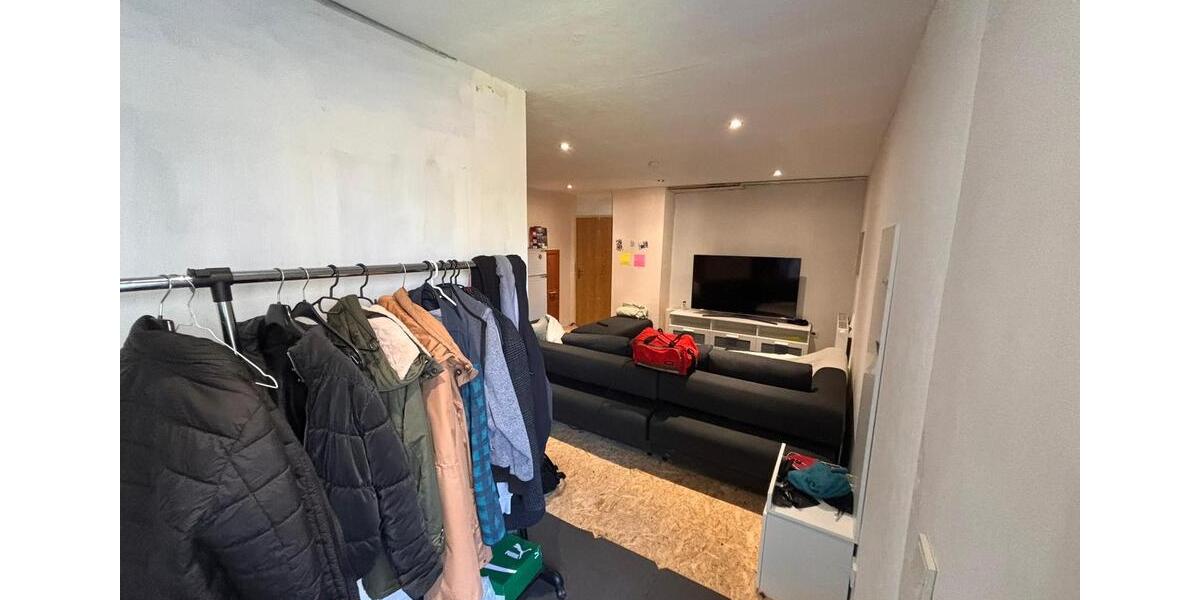 Etagenwohnung Kaiserslautern Einsiedlerhof - 2 Zimmer, 65 m&sup2;, 750&euro; | Angebot:24803057