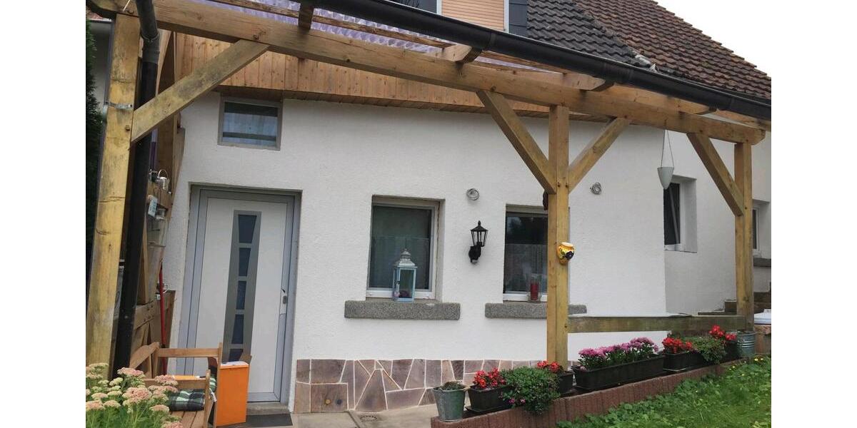 kleines renovierungsdürftige Häuschen 4 zimmer