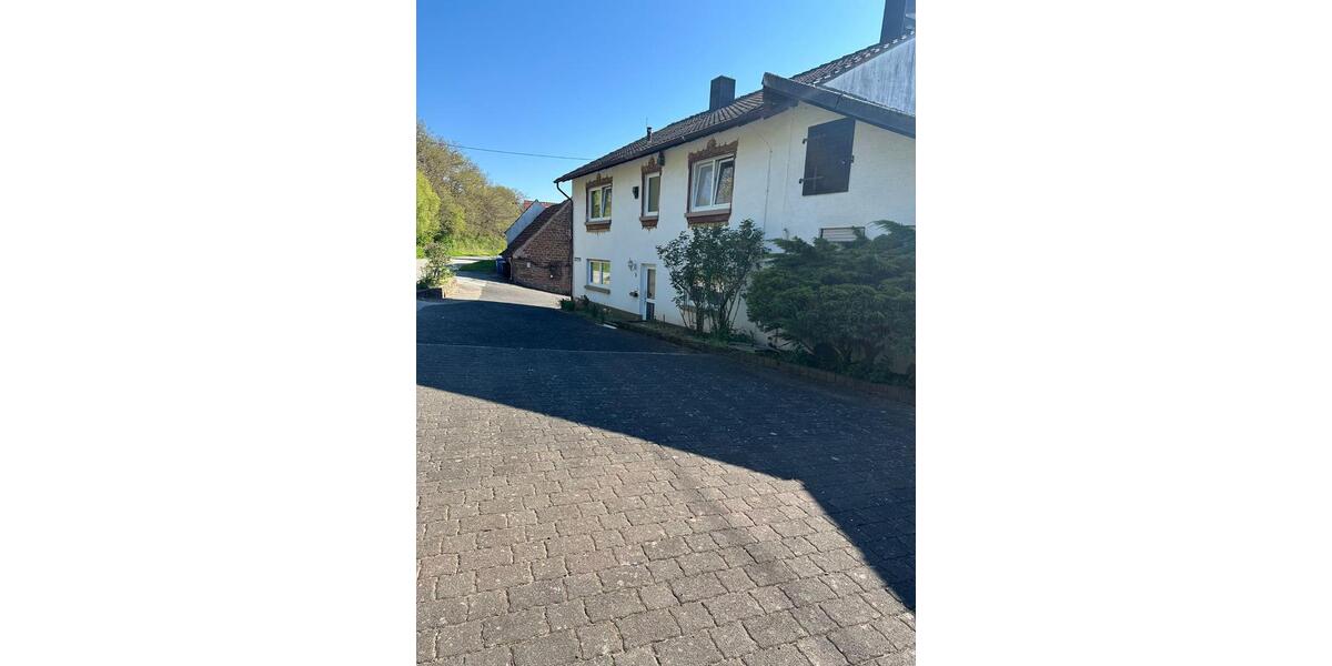 Einfamilienhaus Weilerbach - 7 Zimmer, 188 m&sup2;, 1.350&euro; | Angebot:26135764