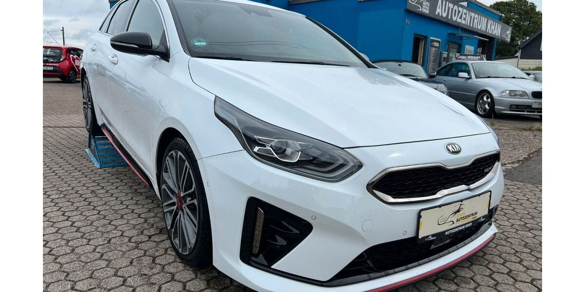 Kia pro ceed / ProCeed 87.000 km 19.490 &euro; Bruchmühlbach-Miesau 66892