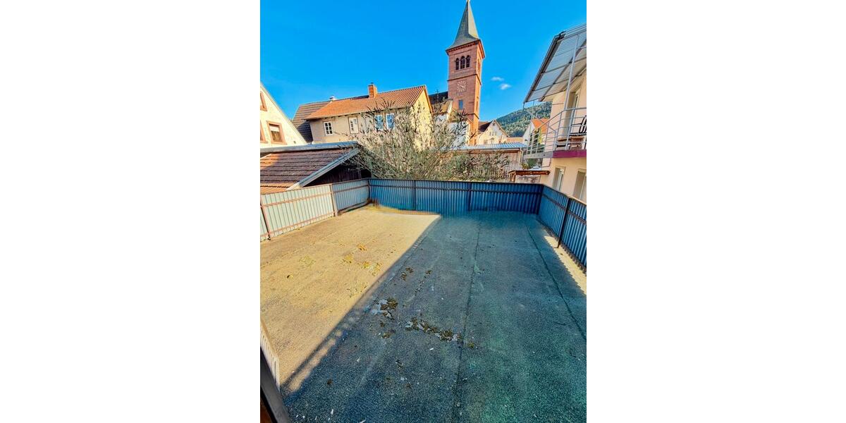 Einfamilienhaus Hauenstein - 7 Zimmer, 190 m&sup2;, 130.000&euro; | Angebot:26826227