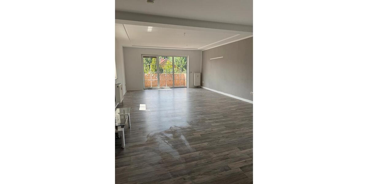 Etagenwohnung Kaiserslautern Einsiedlerhof - 3 Zimmer, 80 m&sup2;, 1.100&euro; | Angebot:26029664