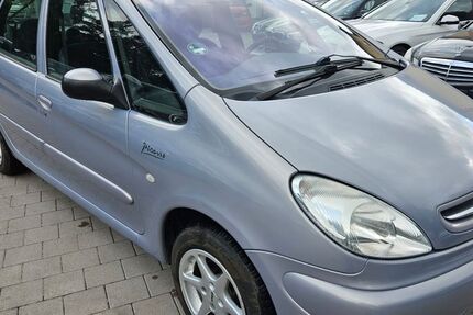 Citroen Xsara 106.167 km 2.450 € Lachen-Speyerdorf 67435
