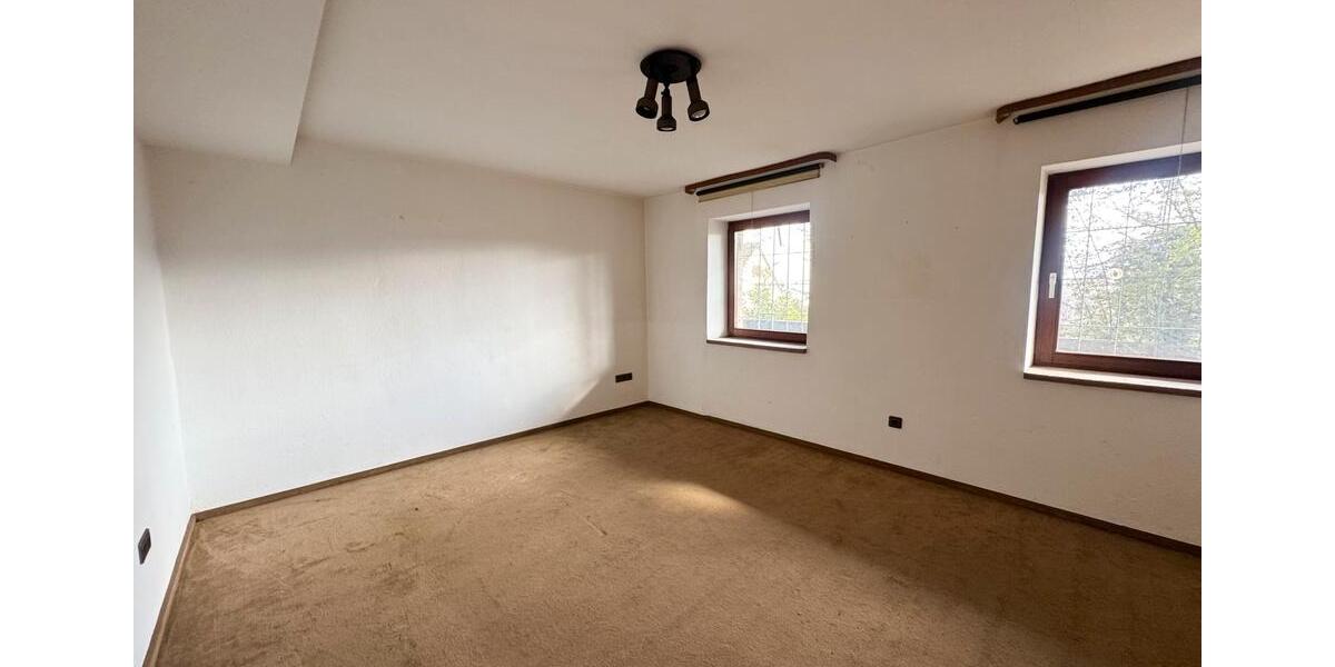 Einfamilienhaus Bad Dürkheim - 5 Zimmer, 227 m&sup2;, 449.000&euro; | Angebot:26990523