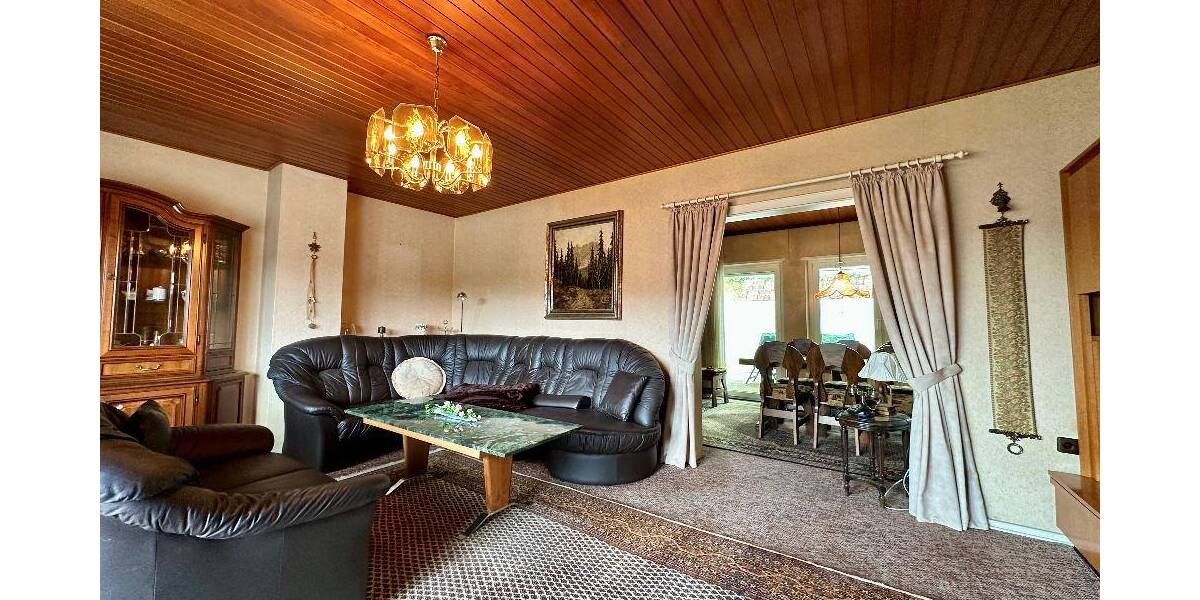 Einfamilienhaus Waldfischbach - 5 Zimmer, 151 m&sup2;, 215.000&euro; | Angebot:26230943