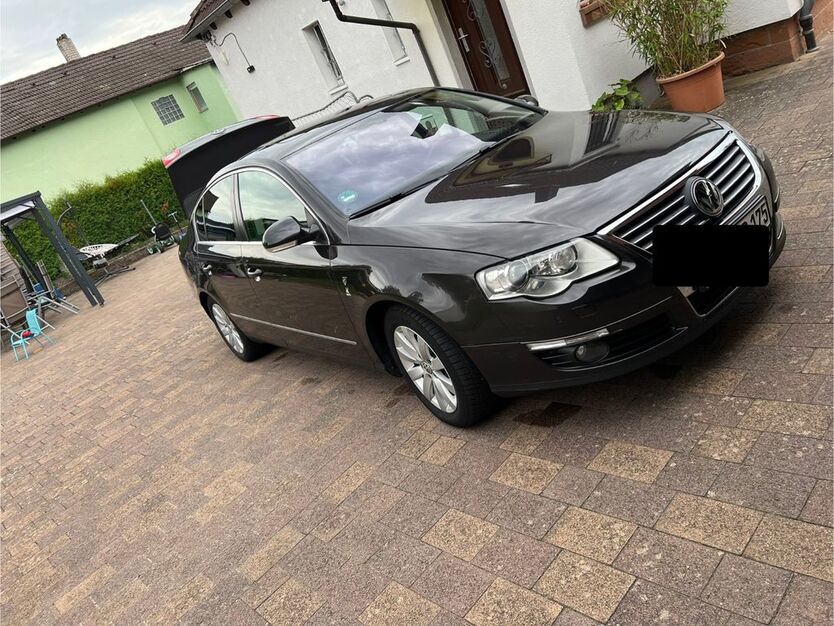 VW Passat 157.000 km 4.200 € Eisenberg 67304