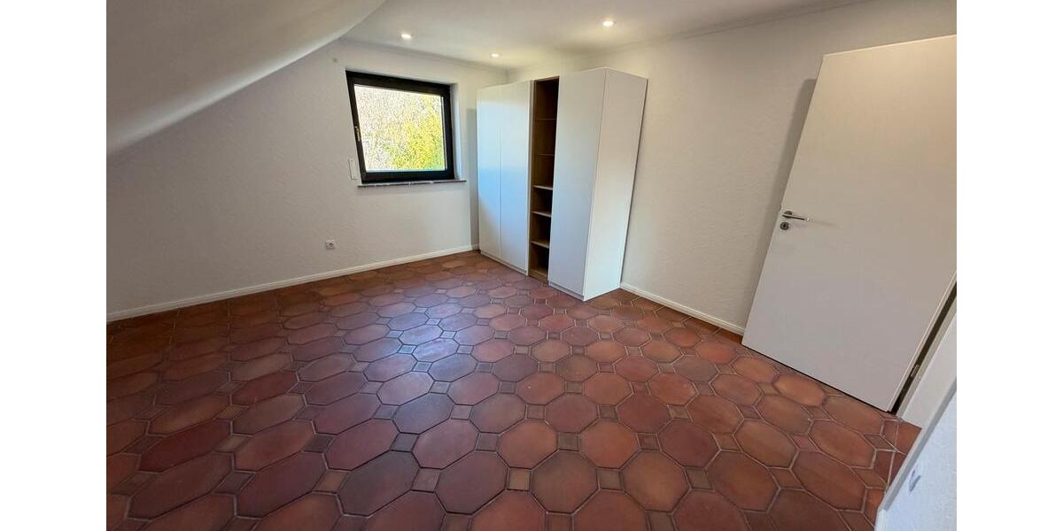 Einfamilienhaus Kusel - 10 Zimmer, 182 m&sup2;, 310.000&euro; | Angebot:26183932
