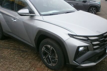 Hyundai TUCSON 1.721 km 27.770 &euro; Landstuhl 66849