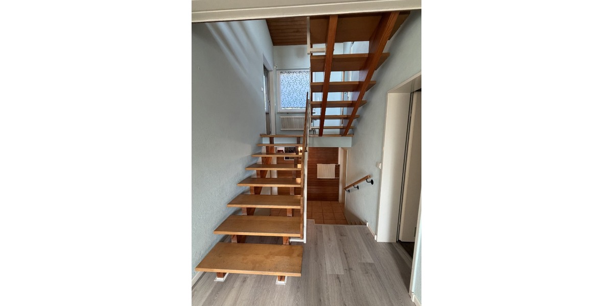 Doppelhaushälfte mit Flair - Ruhig. Modern. Familienfreundlich - Doppelhaushälfte Eisenberg/ Steinborn Steinborn | Angebot:26069126