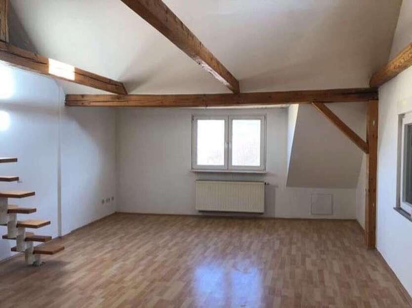 Wohnung zum Mieten in Lohnsfeld 750 € 80 m²