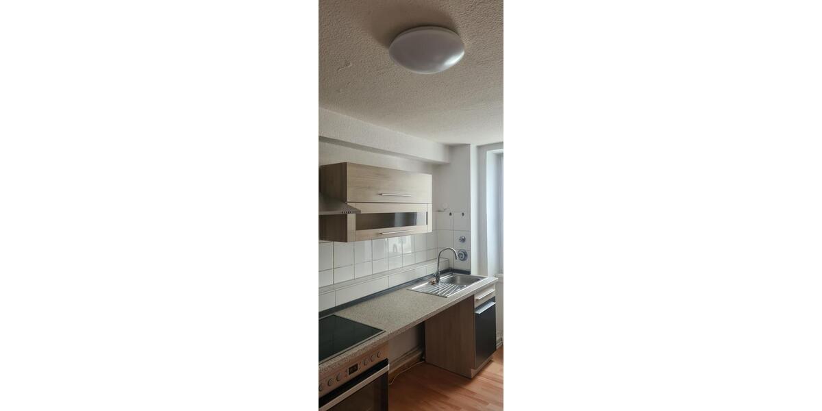 Etagenwohnung Kaiserslautern Betzenberg - 5 Zimmer, 129 m&sup2;, 950&euro; | Angebot:25900680