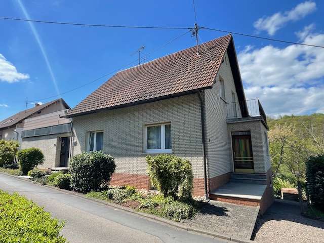 Haus zum Kaufen in Rutsweiler am Glan 165.000 € 163 m²