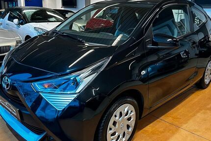 Toyota Aygo (X) 56.560 km 8.390 &euro; Bad Dürkheim 67098