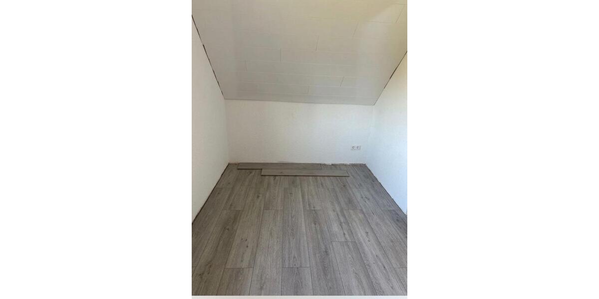 Doppelhaushälfte Rodenbach - 5 Zimmer, 114 m&sup2;, 1.250&euro; | Angebot:25103579