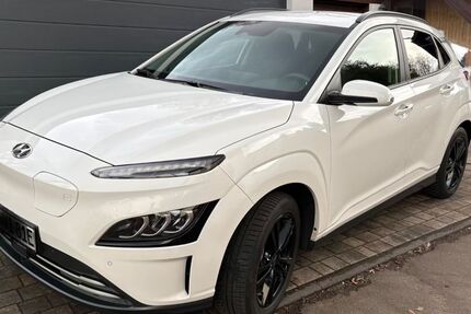 Hyundai KONA Elektro 18.000 km 25.500 &euro; Hochspeyer 67691