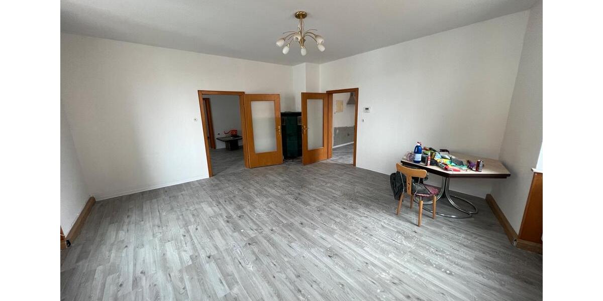 Etagenwohnung Kaiserslautern Betzenberg - 4 Zimmer, 100 m&sup2;, 1.100&euro; | Angebot:25313087