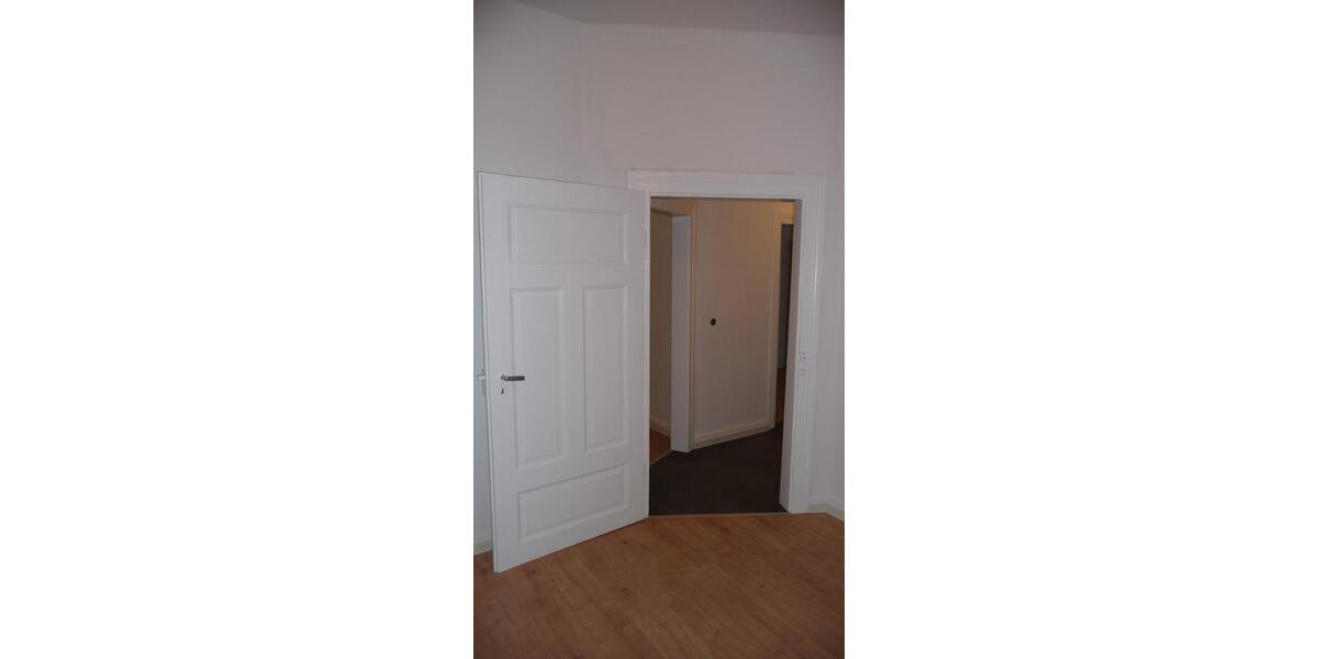 Dachgeschoßwohnung Kaiserslautern Betzenberg - 3.5 Zimmer, 72 m&sup2;, 690&euro; | Angebot:26489723