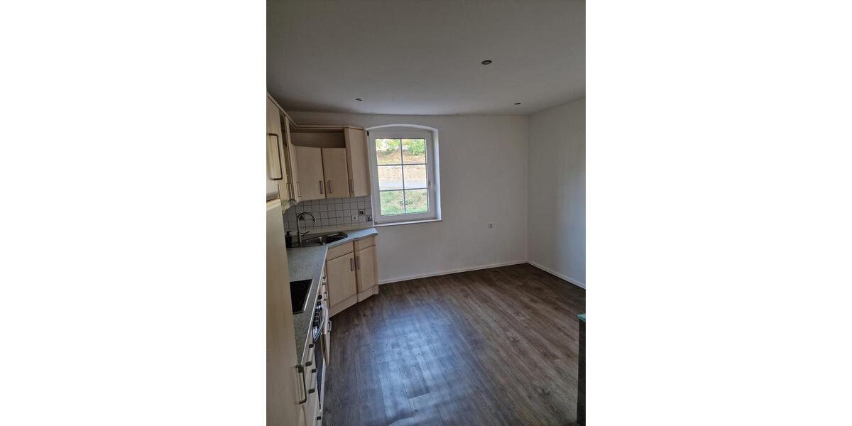 Etagenwohnung Rockenhausen - 3 Zimmer, 98 m&sup2;, 890&euro; | Angebot:27579174