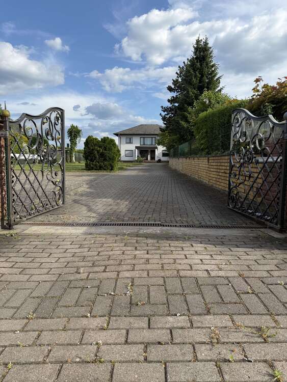 Haus zum Kaufen in Winnweiler 595.000 € 413 m²