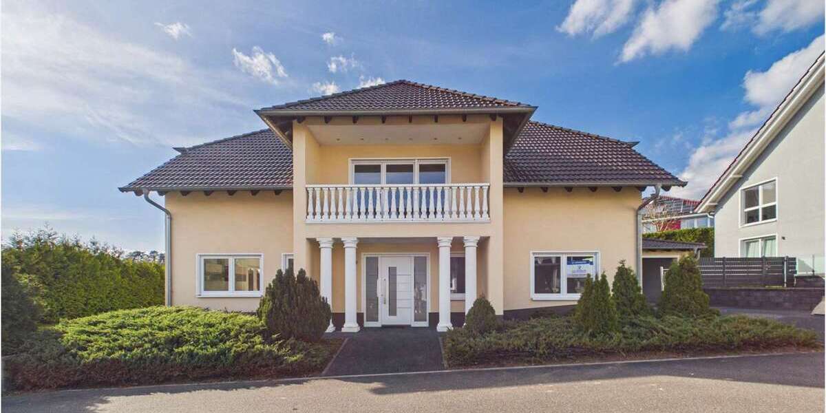Einfamilienhaus Ramstein-Miesenbach Miesenbach - 7 Zimmer, 356 m&sup2;, 699.000&euro; | Angebot:26801835
