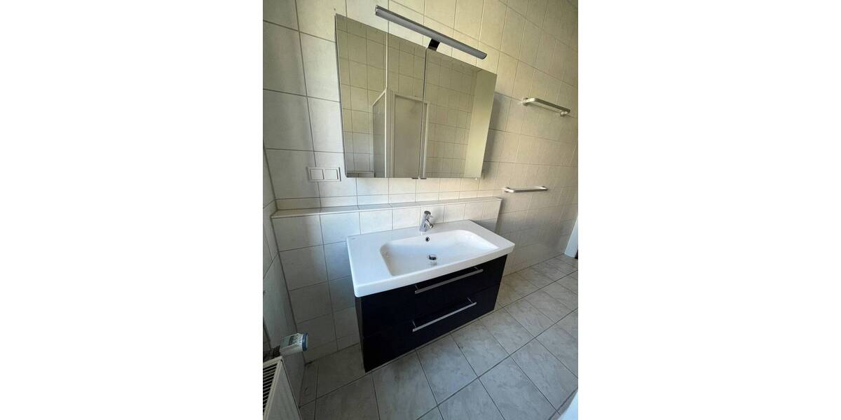 Etagenwohnung Kaiserslautern Innenstadt - 3 Zimmer, 122 m&sup2;, 1.250&euro; | Angebot:26378185