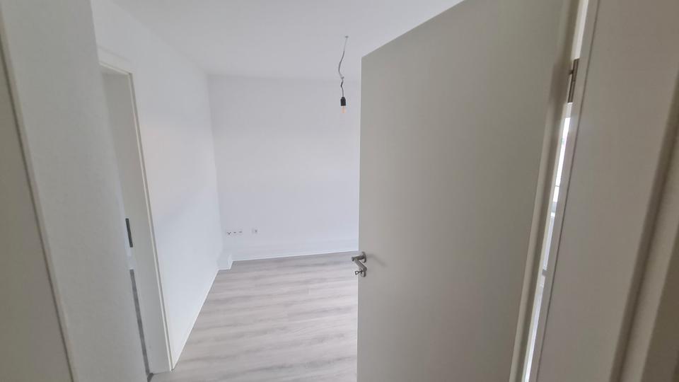 Dachgeschoßwohnung Pirmasens - 2 Zimmer, 58 m&sup2;, 450&euro; | Angebot:26220047