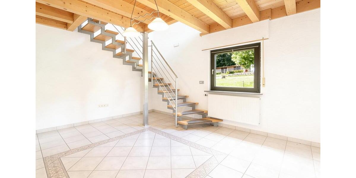 Maisonettenwohnung Höringen - 5 Zimmer, 172 m&sup2;, 1.050&euro; | Angebot:26493810