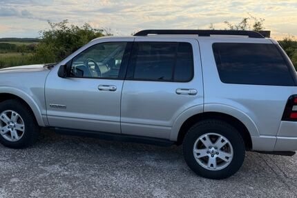 Ford Explorer 175.300 km 6.900 &euro; Sembach 67681