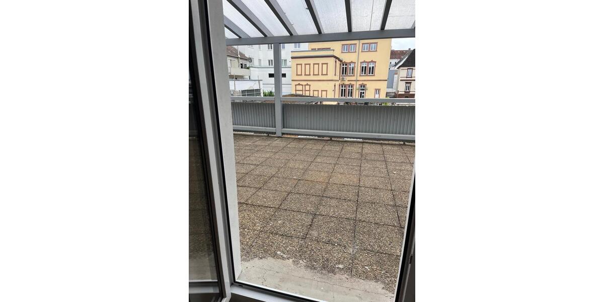 Etagenwohnung Kaiserslautern Betzenberg - 3 Zimmer, 90 m&sup2;, 1.230&euro; | Angebot:25420814