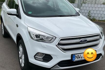 Ford Kuga 55.000 km 17.400 &euro; Neustadt an der Weinstraße 67433