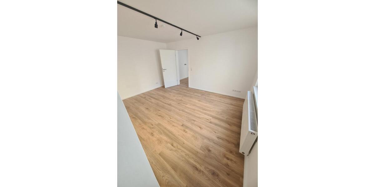 Erdgeschoßwohnung Kaiserslautern Betzenberg - 2 Zimmer, 72 m&sup2;, 915&euro; | Angebot:24778289