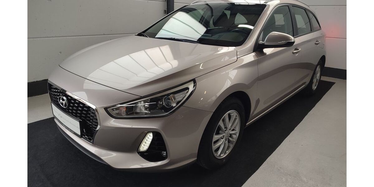 Hyundai i30 81.400 km 10.990 € Neustadt a. d. Weinstr. 67435