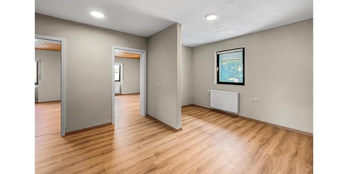 Einfamilienhaus Weilerbach - 9 Zimmer, 333 m&sup2;, 650.000&euro; | Angebot:26270270