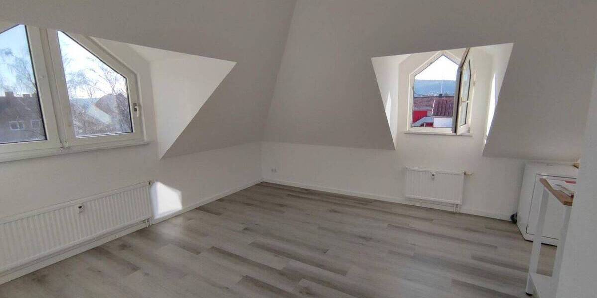 Etagenwohnung Eisenberg - 2 Zimmer, 45 m&sup2;, 590&euro; | Angebot:26816372